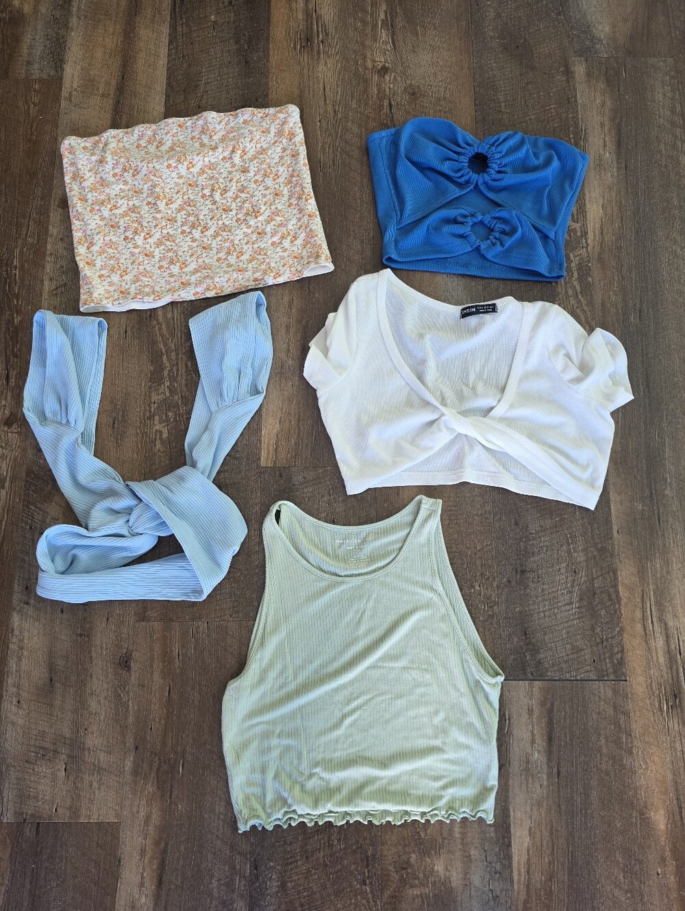 Mixed Crop Top Bundle - Floral, Royal Blue, Light Blue, White, Mint Size Medium